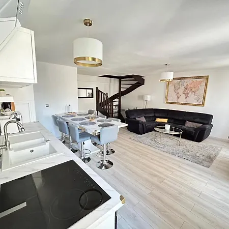 Spacieux Duplex Seine: Quayside Comfort With Parking * Rouen