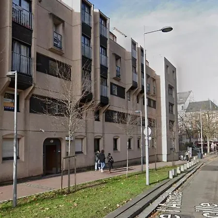 Spacieux Duplex Seine: Quayside Comfort With Parking Rouen